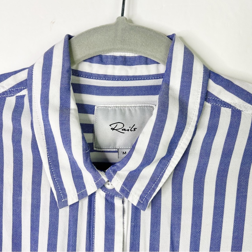 Rails Val Tie Front Stripe Shirt Cropped Blouse Blue White Top M Coastal Grandma - Picture 3 of 10